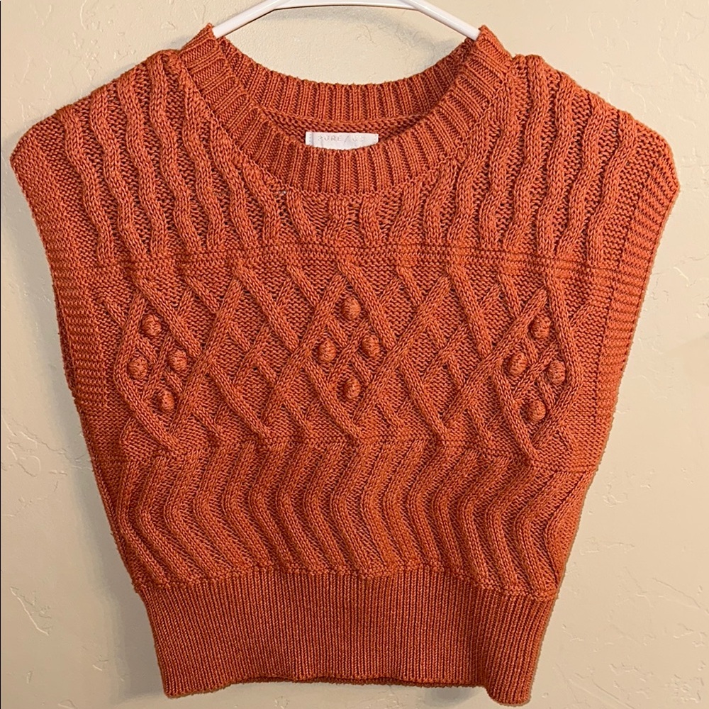 Women’s Knitted Vest